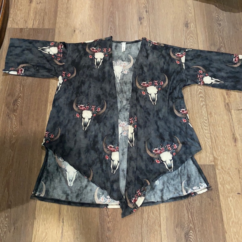 Distressed kimono